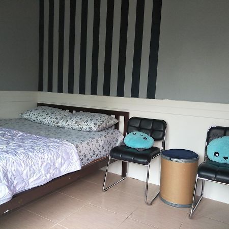 Motel Kimhouse Bangkok Exteriér fotografie