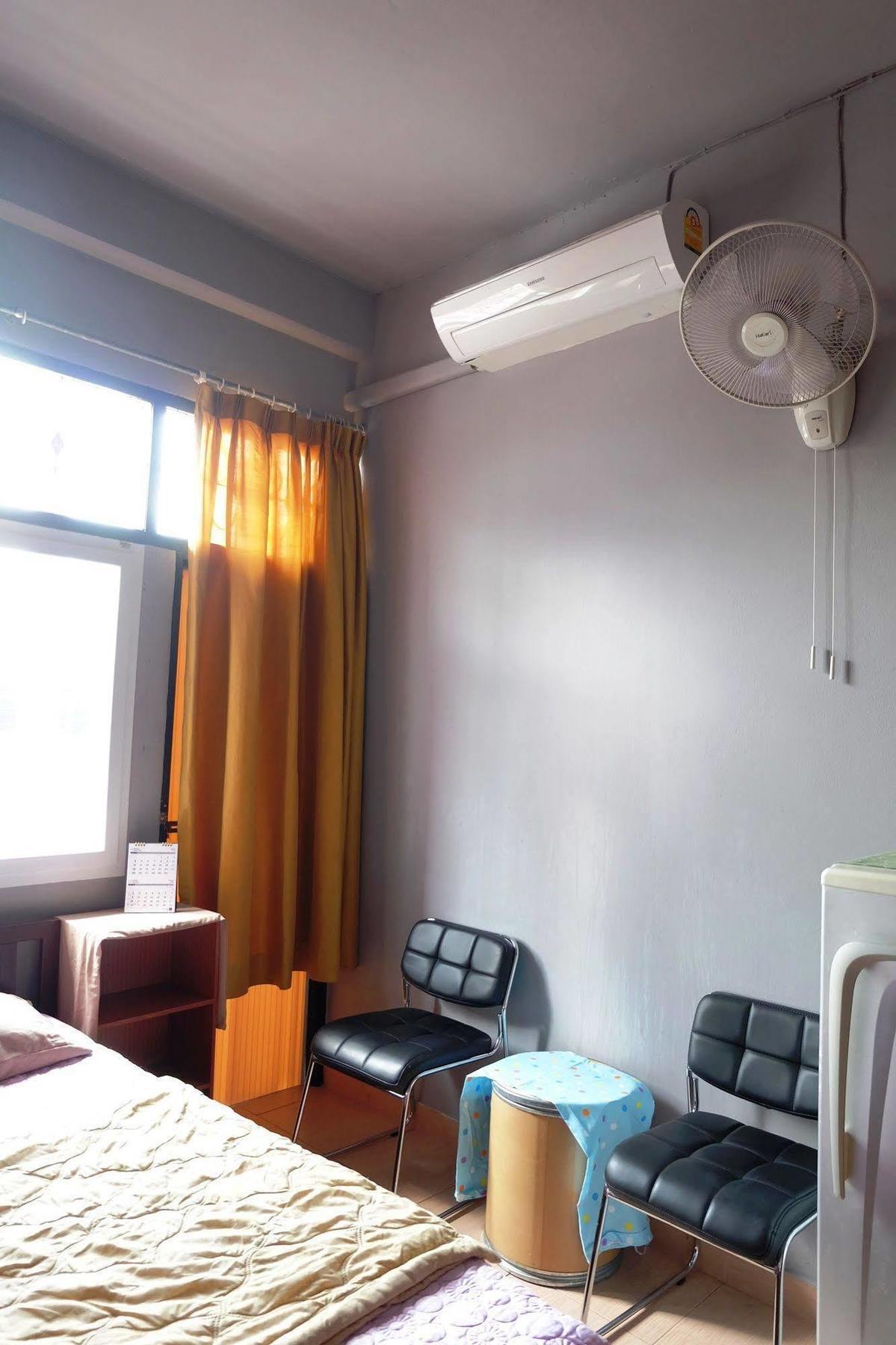 Motel Kimhouse Bangkok Exteriér fotografie